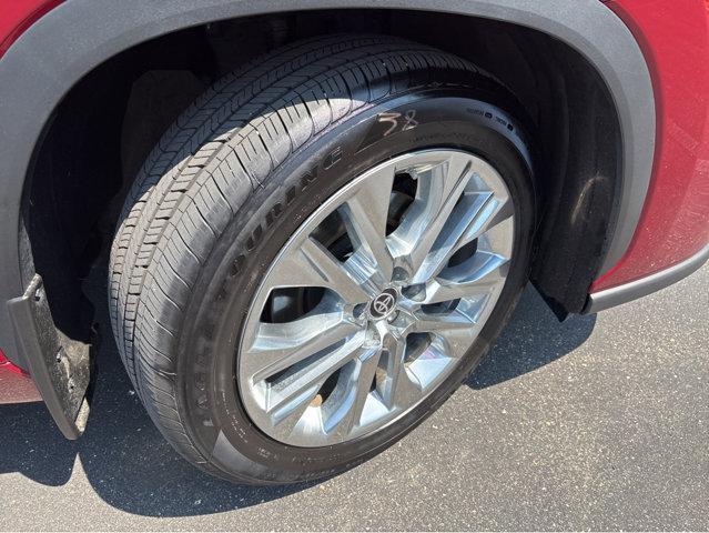used 2022 Toyota Highlander Hybrid car, priced at $46,992