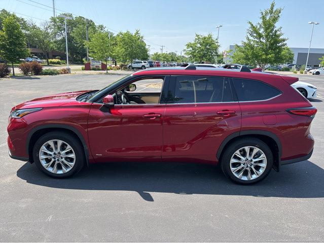 used 2022 Toyota Highlander Hybrid car, priced at $46,992