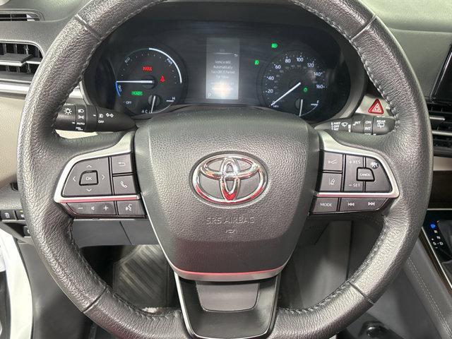 used 2023 Toyota Sienna car, priced at $41,598