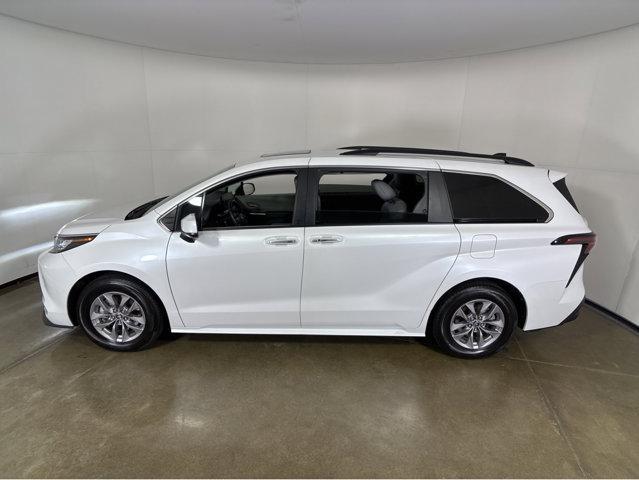 used 2023 Toyota Sienna car, priced at $41,598