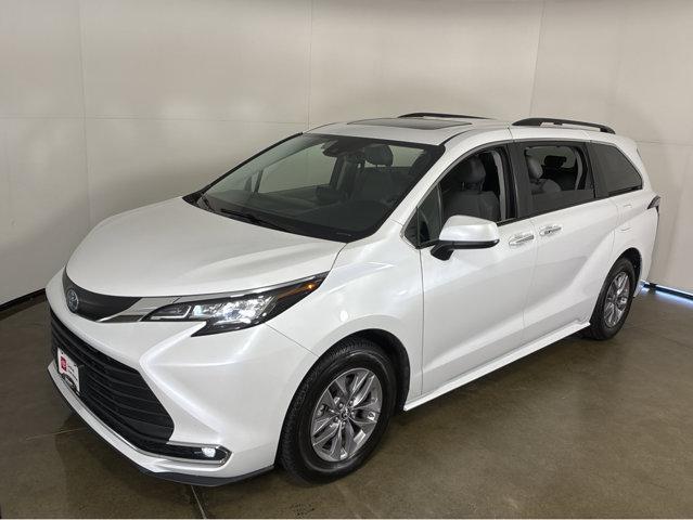 used 2023 Toyota Sienna car, priced at $41,598