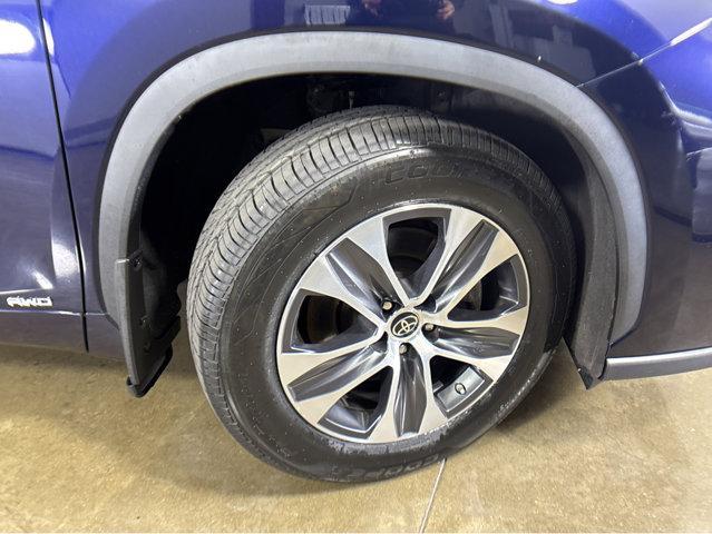 used 2022 Toyota Highlander Hybrid car, priced at $36,990