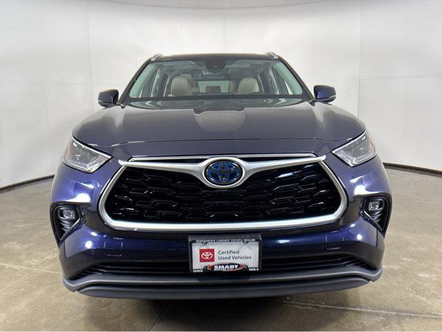 used 2022 Toyota Highlander Hybrid car, priced at $36,990