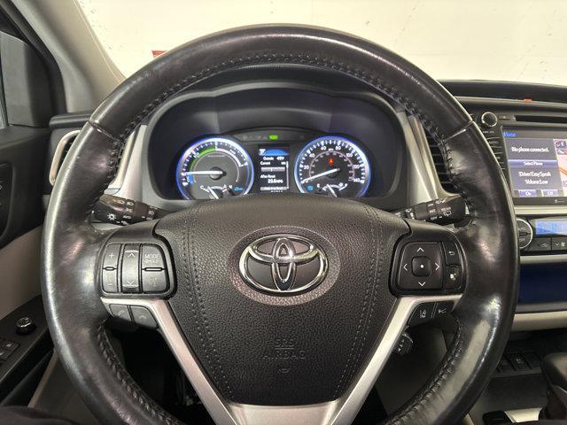 used 2019 Toyota Highlander Hybrid car, priced at $32,993