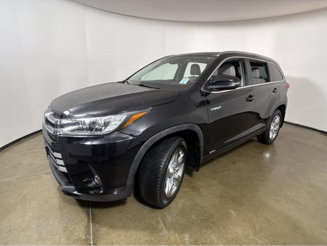 used 2019 Toyota Highlander Hybrid car, priced at $32,993