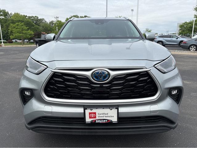 used 2022 Toyota Highlander Hybrid car, priced at $35,996