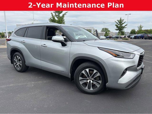 used 2022 Toyota Highlander Hybrid car, priced at $35,996