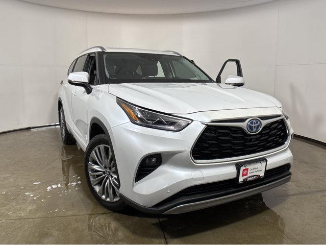 used 2022 Toyota Highlander Hybrid car, priced at $46,995