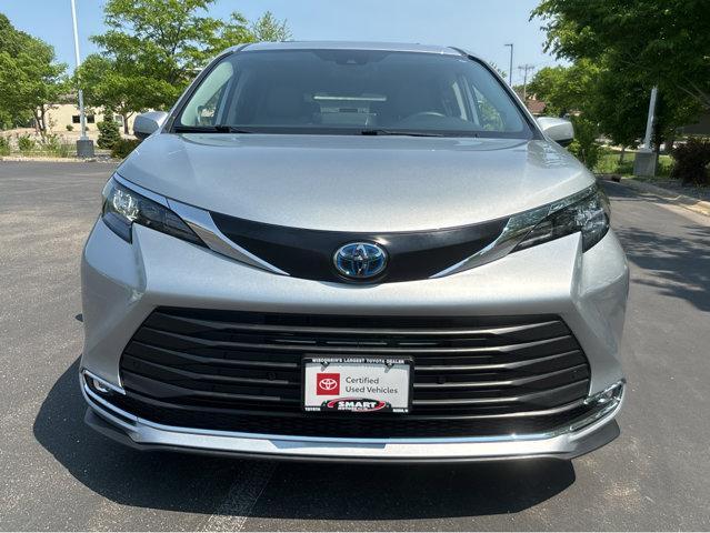 used 2024 Toyota Sienna car, priced at $47,996