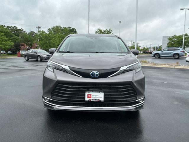 used 2024 Toyota Sienna car, priced at $47,984