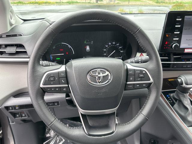 used 2024 Toyota Sienna car, priced at $47,984