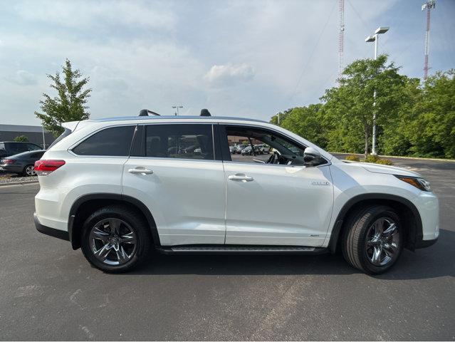 used 2019 Toyota Highlander Hybrid car, priced at $35,700