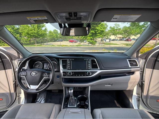 used 2019 Toyota Highlander Hybrid car, priced at $35,700