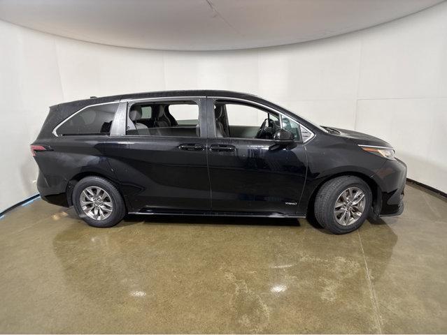 used 2021 Toyota Sienna car, priced at $35,597