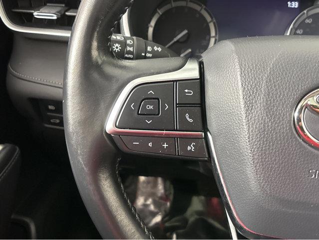 used 2021 Toyota Highlander car, priced at $34,997