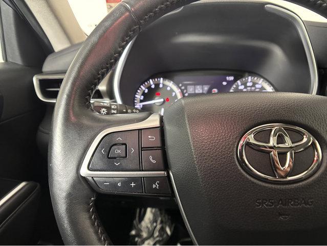 used 2022 Toyota Highlander car, priced at $34,588