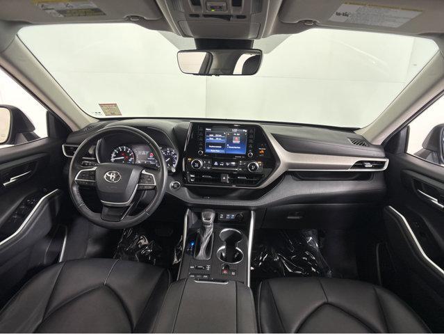 used 2022 Toyota Highlander car, priced at $34,588