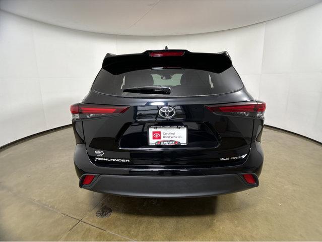 used 2024 Toyota Highlander car, priced at $40,977