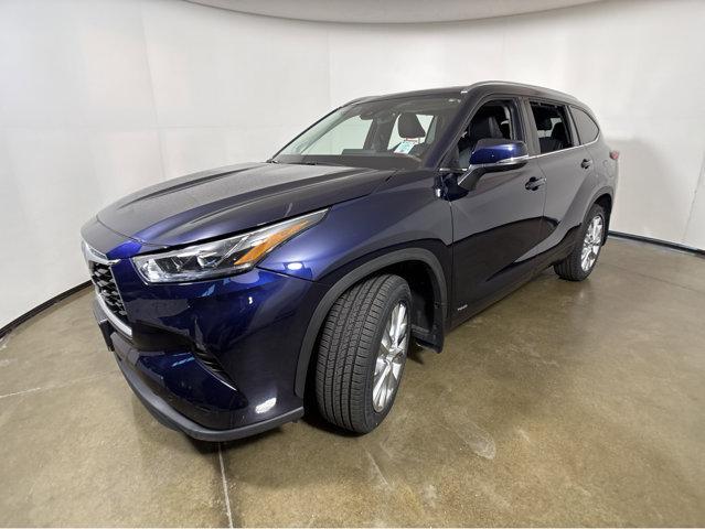 used 2022 Toyota Highlander Hybrid car, priced at $46,589