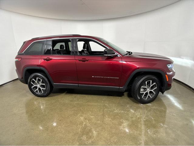 used 2023 Jeep Grand Cherokee car, priced at $34,679