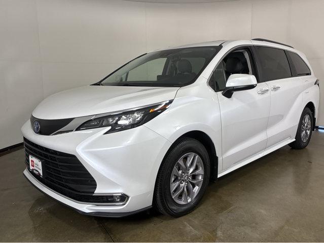 used 2024 Toyota Sienna car, priced at $51,989