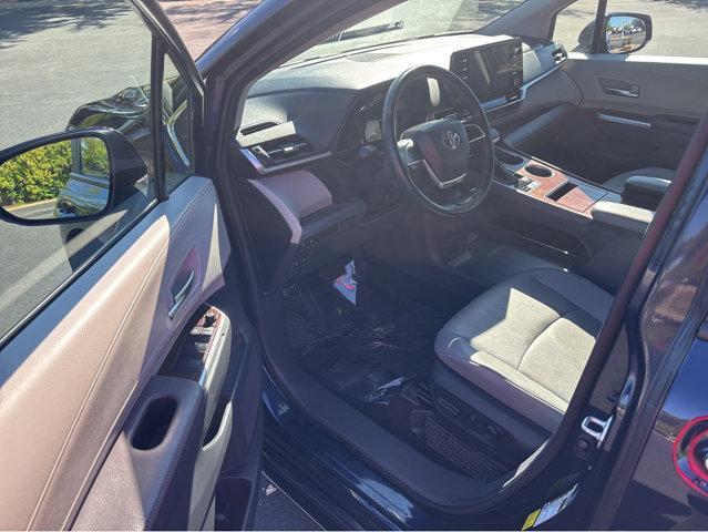 used 2024 Toyota Sienna car, priced at $40,994