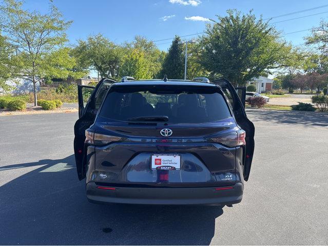 used 2024 Toyota Sienna car, priced at $40,994