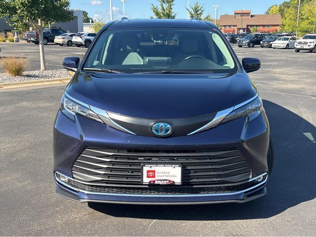 used 2024 Toyota Sienna car, priced at $40,994