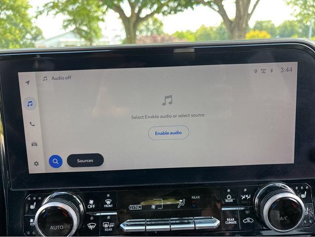 used 2023 Toyota Highlander car, priced at $40,979