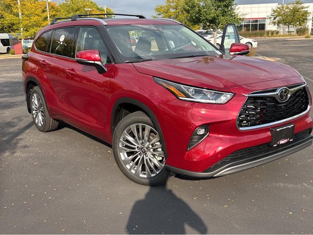 new 2025 Toyota Highlander car, priced at $56,537