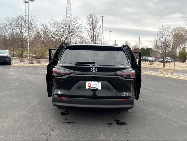 used 2024 Toyota Sienna car, priced at $45,998