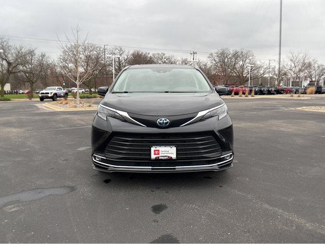 used 2024 Toyota Sienna car, priced at $45,998