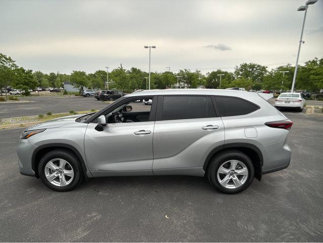 used 2024 Toyota Highlander Hybrid car, priced at $42,979