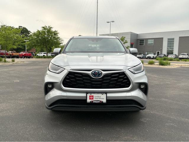 used 2024 Toyota Highlander Hybrid car, priced at $42,979