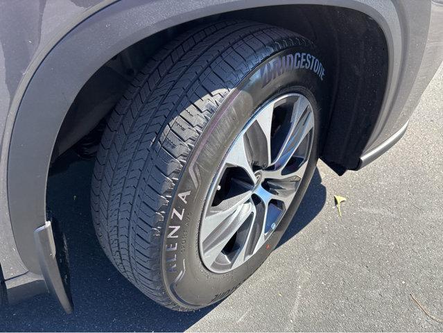 used 2024 Toyota Highlander car, priced at $45,000