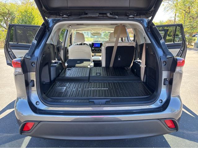 used 2024 Toyota Highlander car, priced at $45,000
