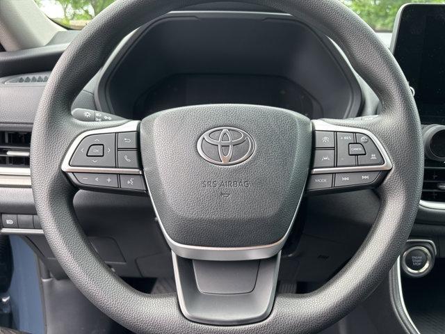 new 2025 Toyota Highlander car, priced at $43,293
