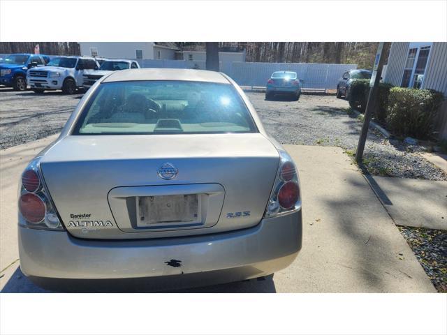 used 2005 Nissan Altima car, priced at $4,995