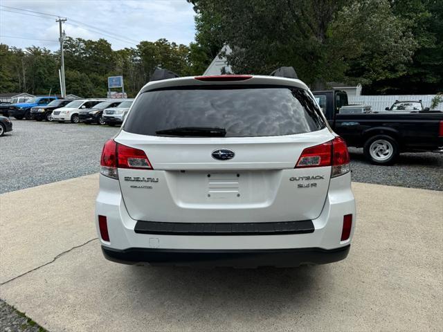 used 2013 Subaru Outback car, priced at $9,500