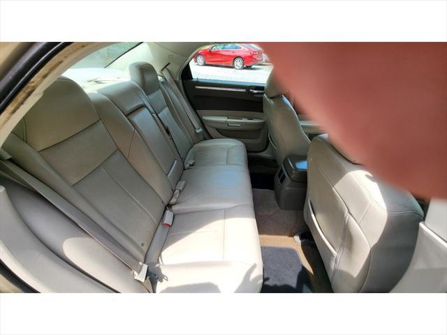 used 2009 Chrysler 300 car, priced at $4,995