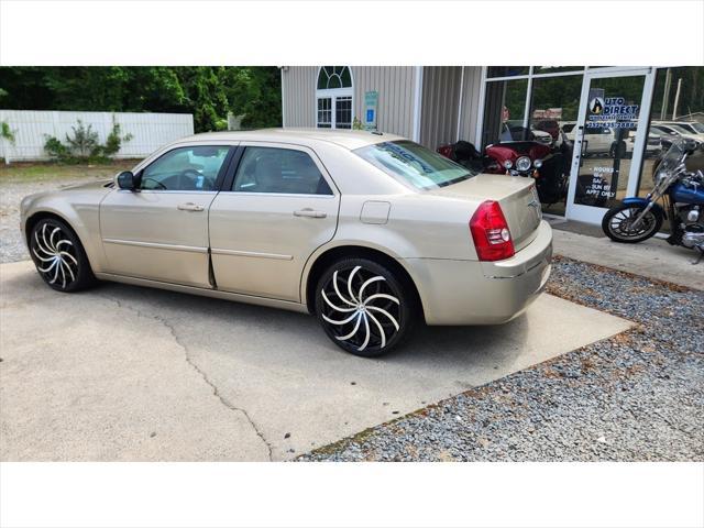 used 2009 Chrysler 300 car, priced at $4,995