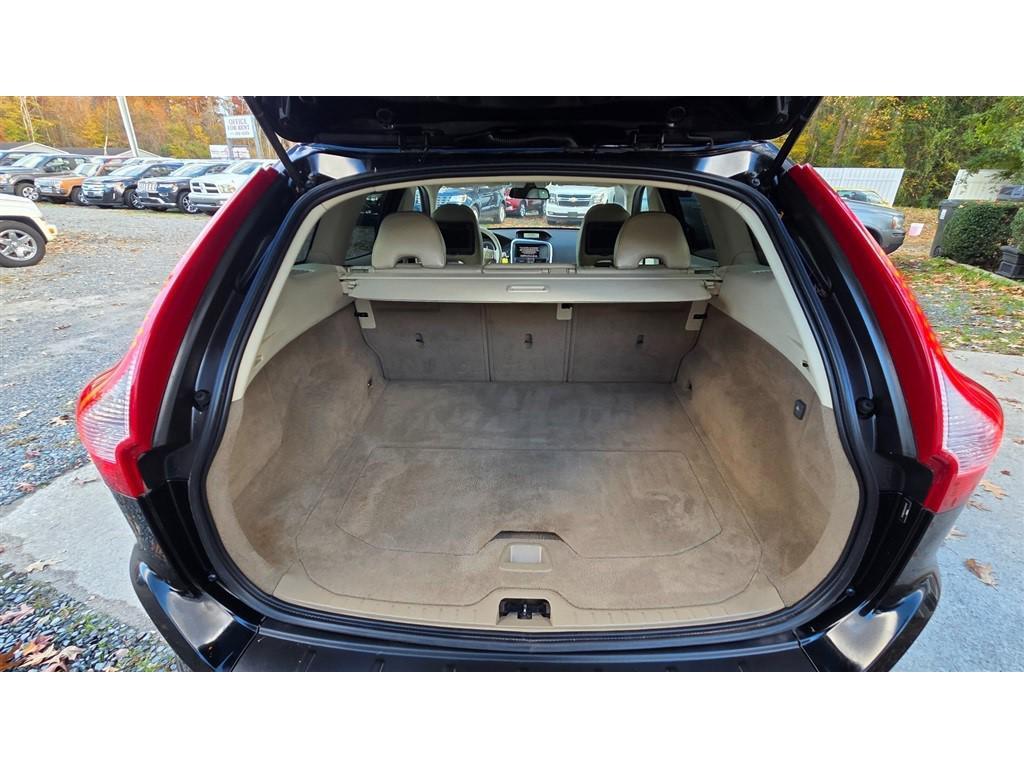 used 2010 Volvo XC60 car, priced at $4,995