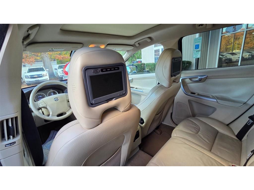 used 2010 Volvo XC60 car, priced at $4,995