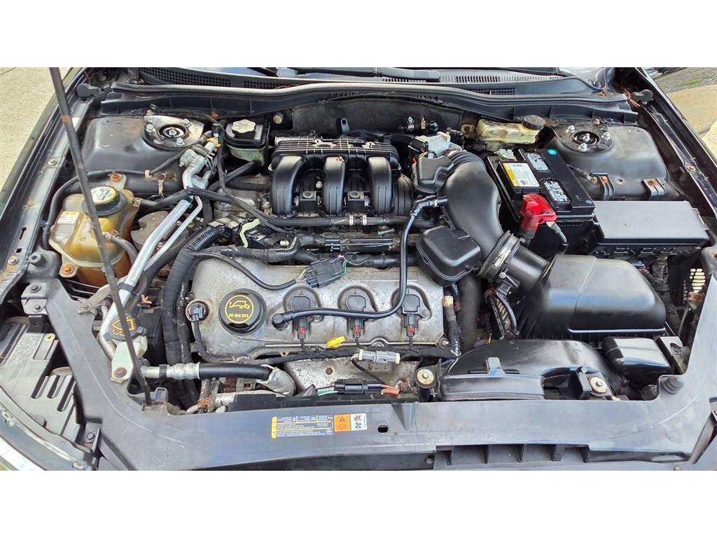 used 2008 Lincoln MKZ car, priced at $5,995