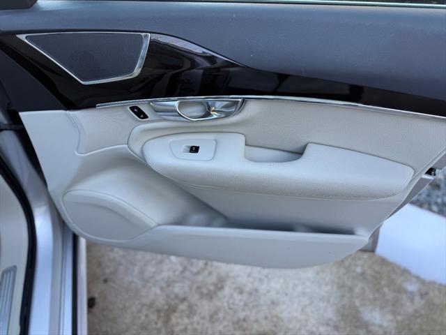 used 2018 Volvo XC90 car, priced at $13,499