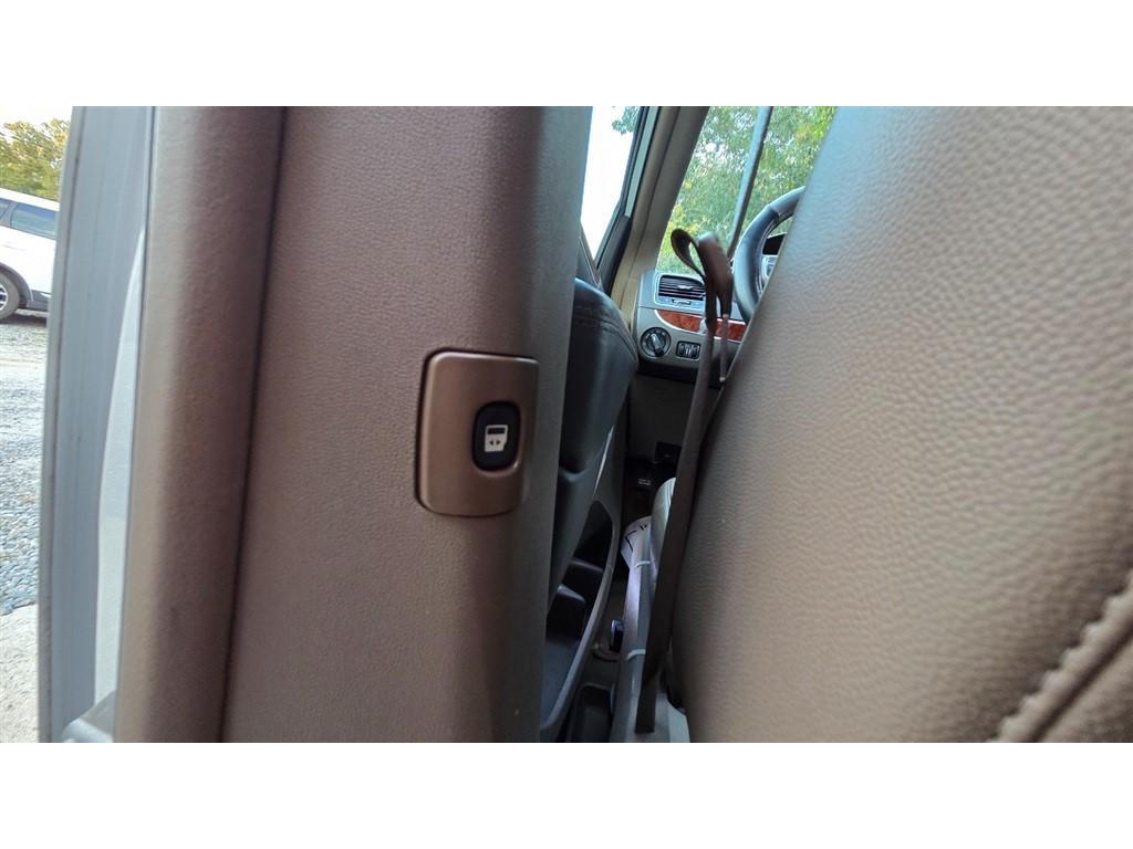 used 2016 Chrysler Town & Country car, priced at $7,995