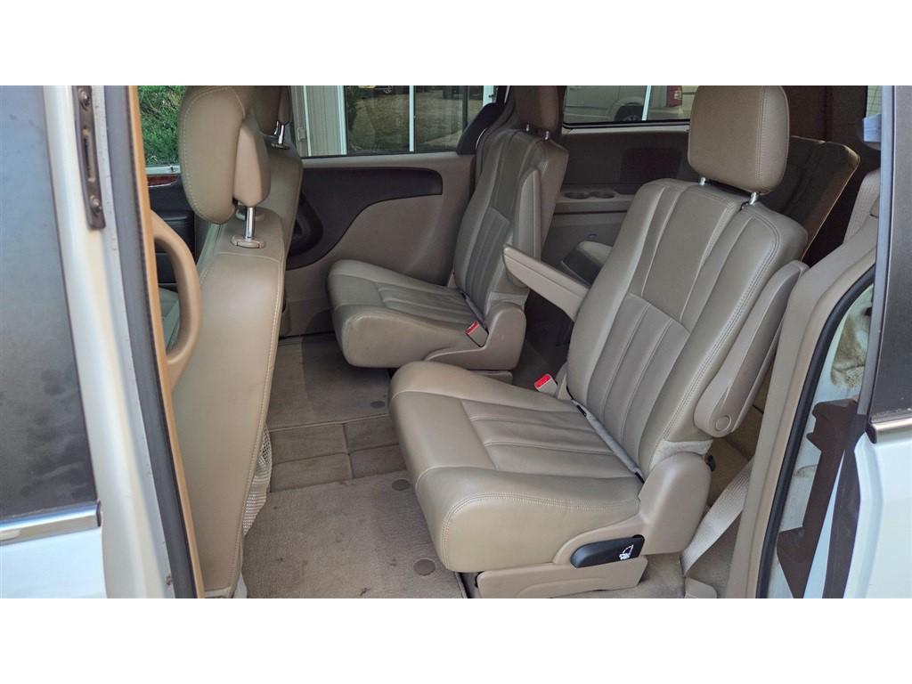 used 2016 Chrysler Town & Country car, priced at $7,995
