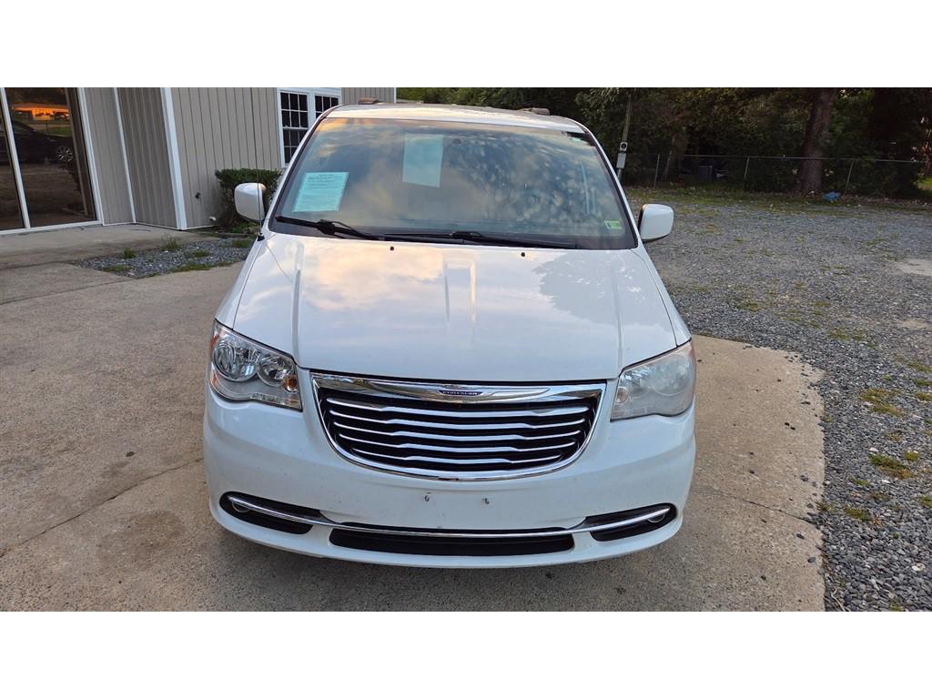 used 2016 Chrysler Town & Country car, priced at $7,995