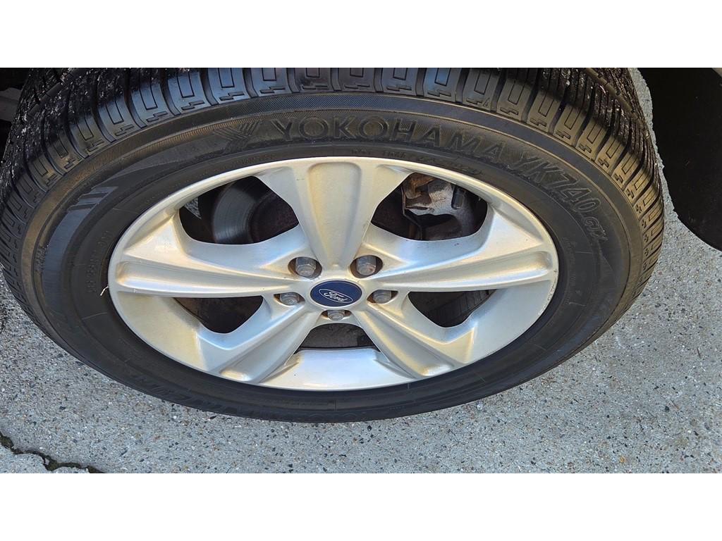 used 2014 Ford Escape car, priced at $5,995