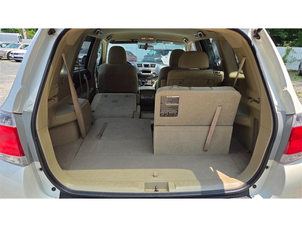 used 2011 Toyota Highlander car, priced at $6,995